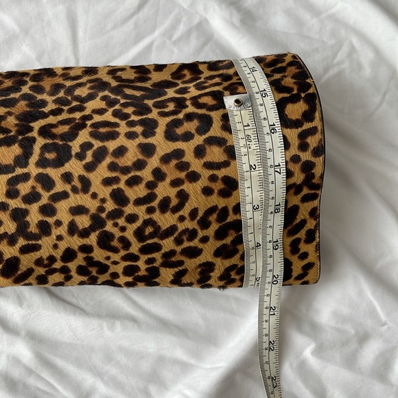 Gianvito Rossi
Hunter Pony Leopard Print Boots - Picture 7 of 10